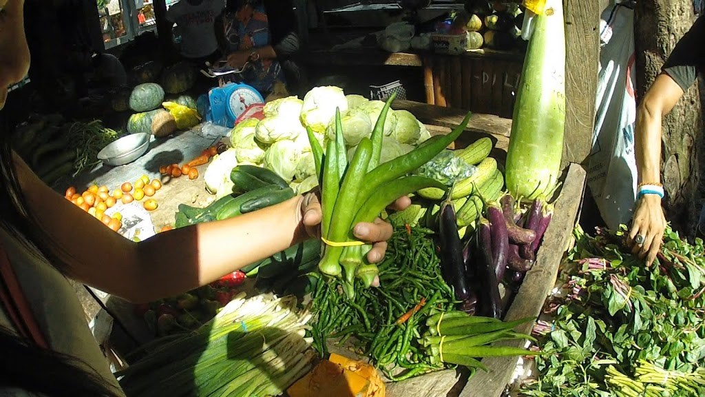 Vegetable Shopping in the Philippines