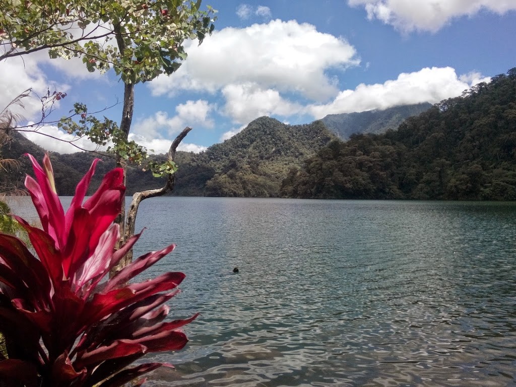 Trip up to Twin Lakes Natural Park, Negros, Philippines